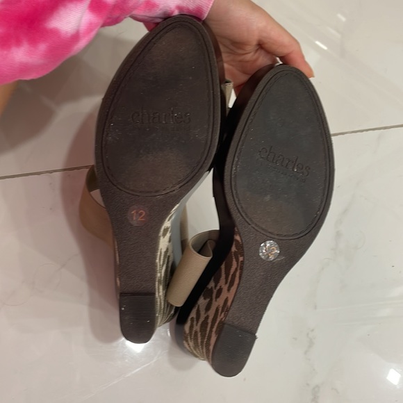 NWOT Charles by Charles David strappy slip on wedge - Picture 4 of 5